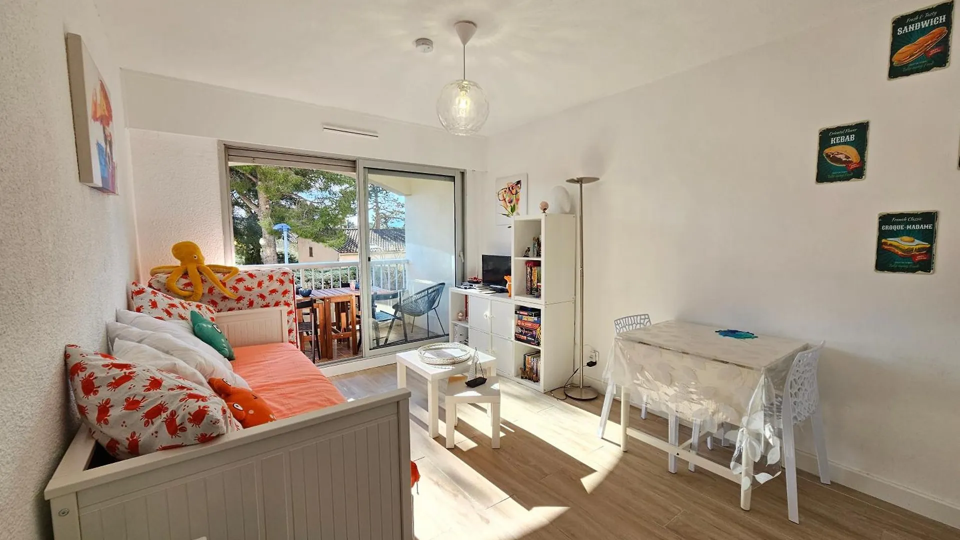 Apartment Studio Avec Terrasse A Proximite Des Plages, Wi-Fi Saint-Elme France